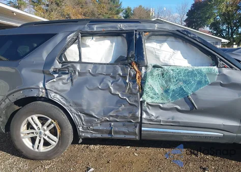 2021 Ford Explorer Xlt from USA, damaged, VIN 1FMSK8DH4MGA93129